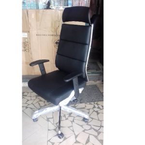 EXECUTIVE OFFICE CHAIR - QUALITY BLACK (MOBIN)