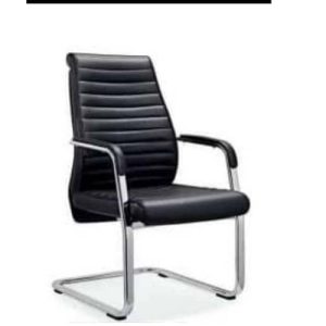 EXECUTIVE OFFICE CHAIR - QUALITY BLACK (MOBIN)