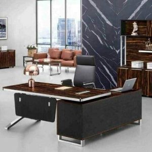 EXECUTIVE OFFICE TABLE - QUALITY DESIGNED BROWN CHAIR & EXTENSION (NOFU)